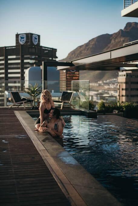 קייפטאון "Lykke On Bree" - Unique Apartment With Stunning Table Mountain Views מראה חיצוני תמונה